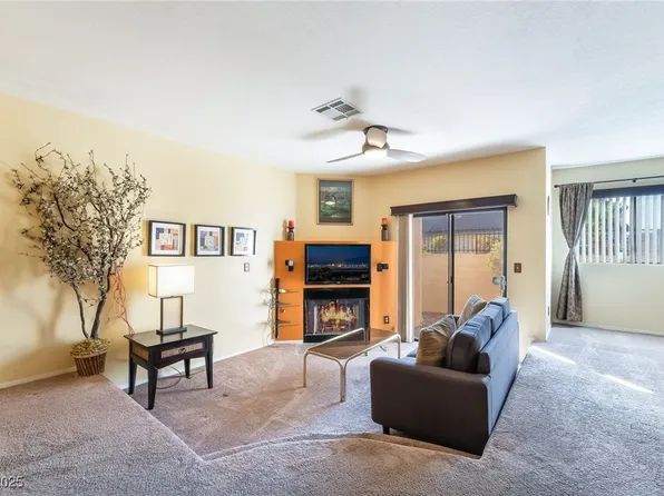 4425 Woodpine Dr Unit 104, Paradise, NV 89119