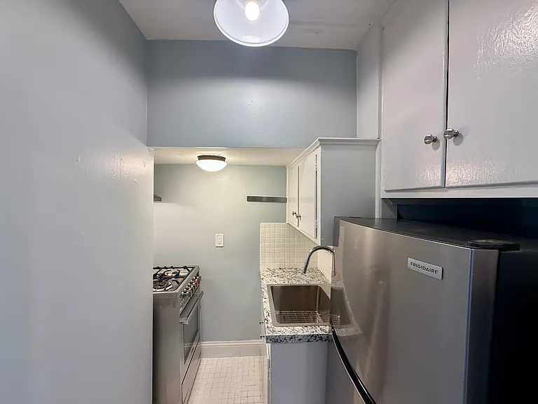 74 John St #1LL — Photo 8