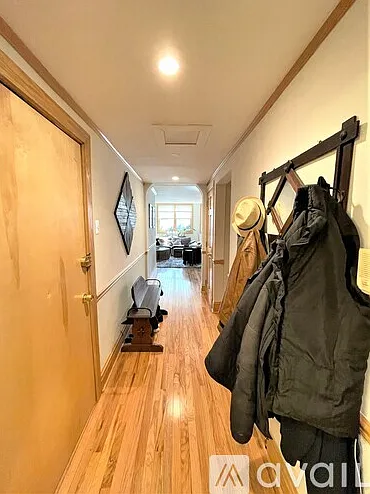 1354 W Carmen Ave #1F — Photo 13