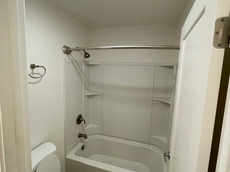 630 Taylor Ct #23 — Photo 8