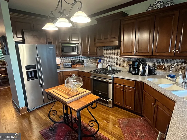 700 Old Lake Russell Rd — Photo 8