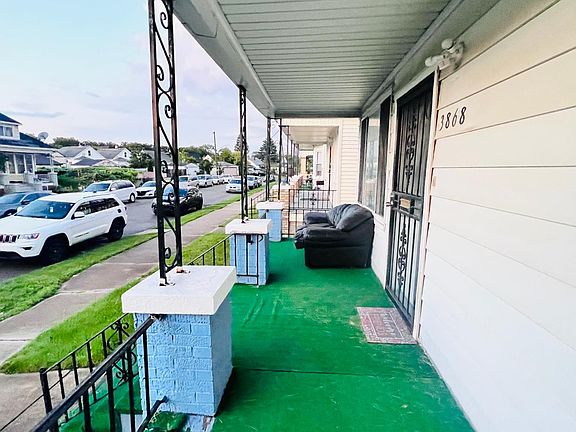 2nd image of 3868 Bristow Ave