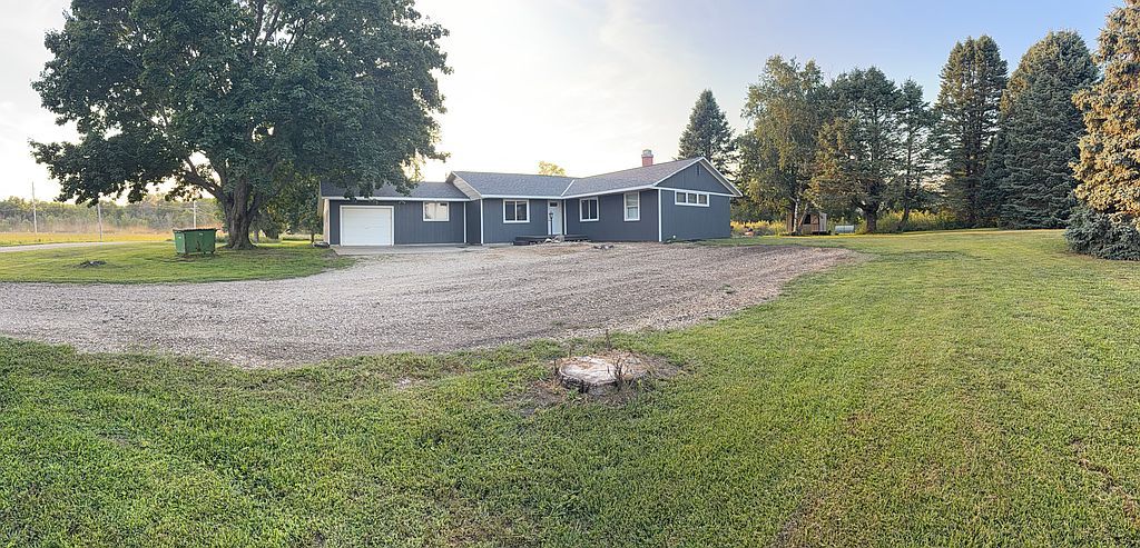 2707 190th St - Property Image