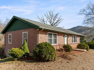 155 Claude Arnold Rd, Franklin, NC 28734