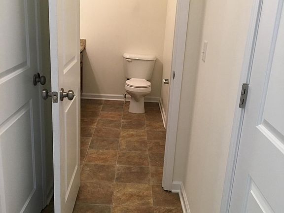 4th image of 6979 Colerain Ave Unit 6