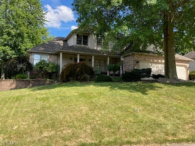 268 Colonial Dr photo 1