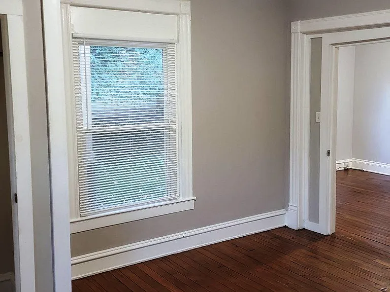 833 Clancy Ave NE #1 — Photo 4