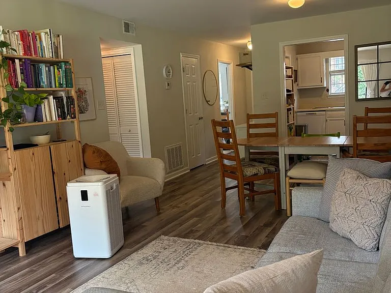 1688 Prince Ave #604 — Photo 16