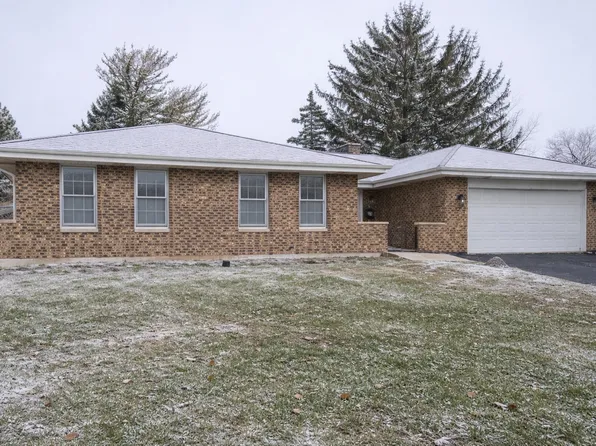 823 Bradoc St, Chicago Heights, IL 60411