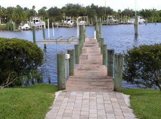 7185 SW Harbor Cove Dr, Stuart, FL 34997