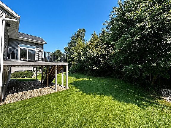 4th image of 6820 Cottage Ridge Ct NE