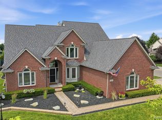 14257 Mandarin Dr, Shelby Township, MI 48315