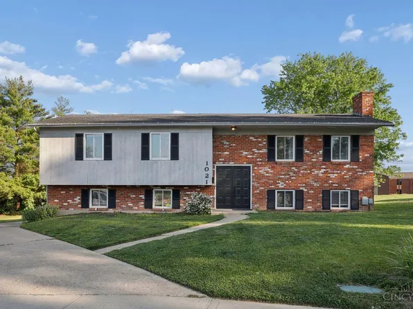 1021 Stanwood Dr, Lebanon, OH 45036