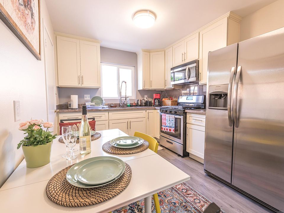 1st image of 203 W Hendy Ave #203