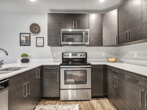 Kinsley Forest | 5400 N Summit St, Kansas City, MO