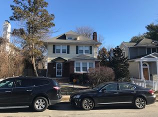 90 Neptune Ave, Woodmere, NY 11598