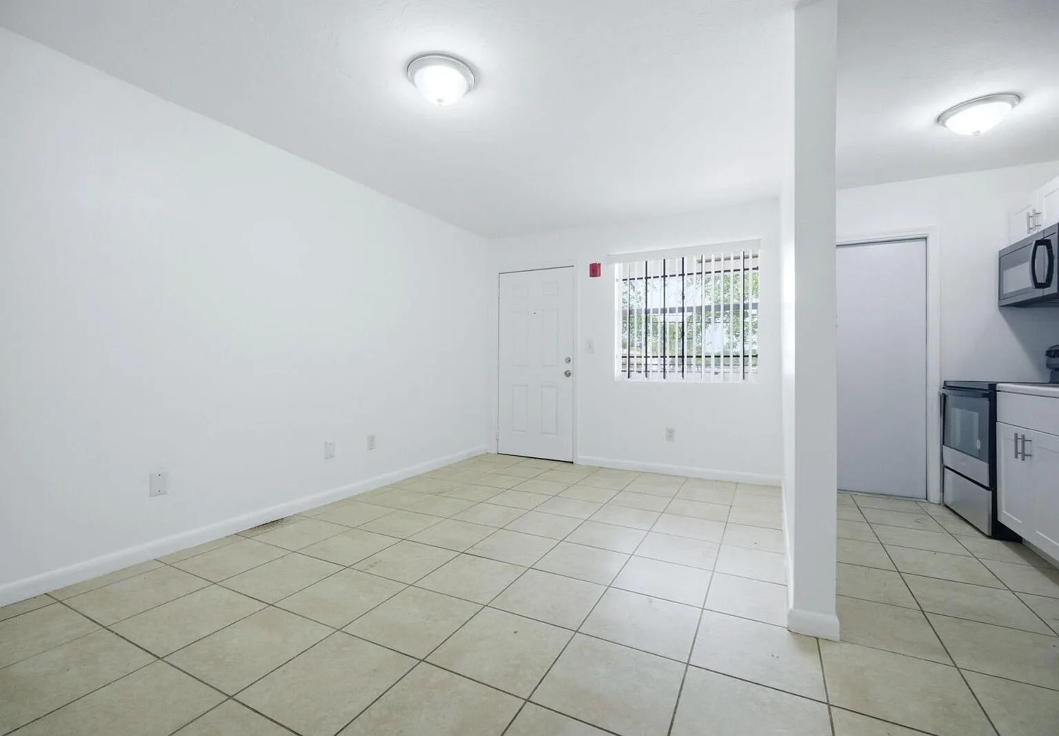 2 bed, 1.0 bath, 750 sqft, $1,745 — Photo 4
