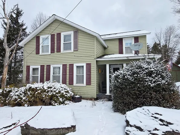 43 Church St, Montrose, PA 18801