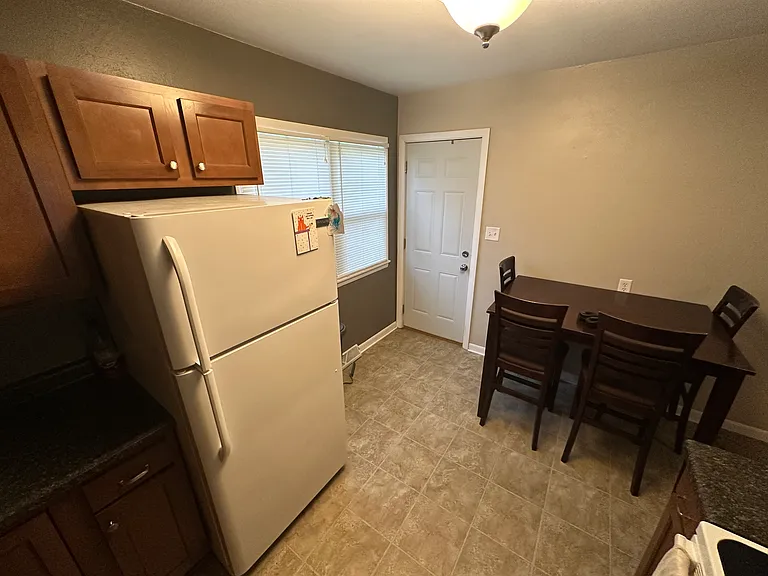 3003 Randolph St — Photo 14