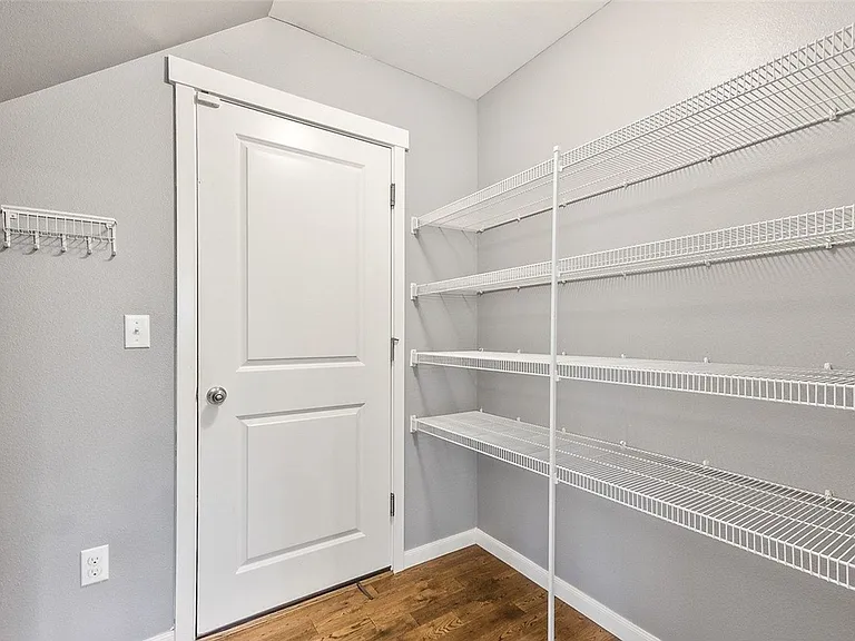 4273 E Roosevelt Ave — Photo 9