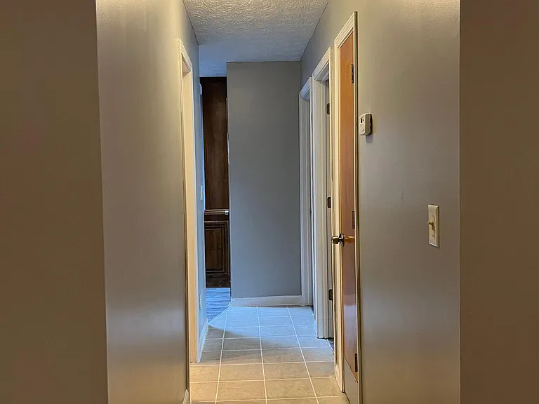 695 Paris Dr — Photo 10