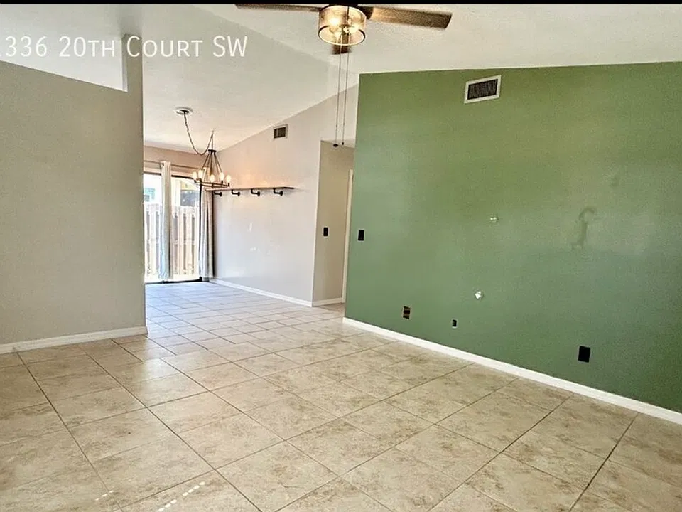 1336 20th Ct SW