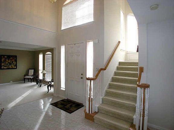 4th image of 8708 High Meadows Dr