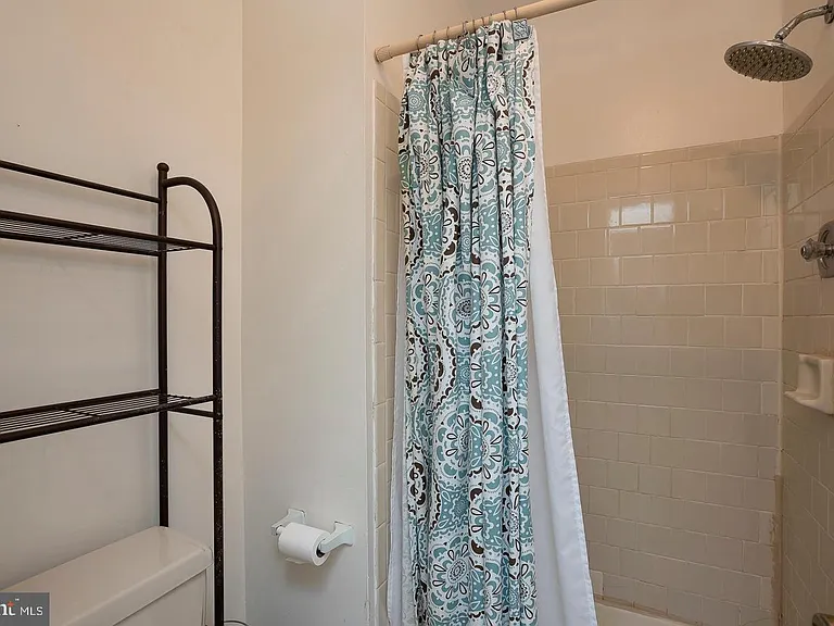 423 Gorman Ave — Photo 15