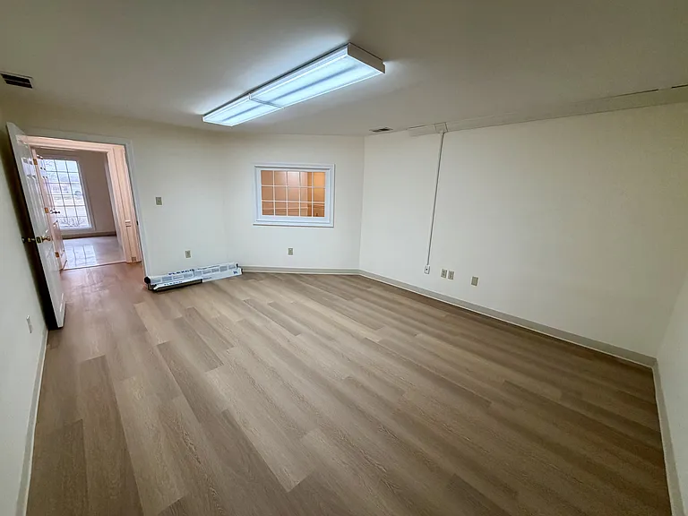 102 Manor Dr #1-101 — Photo 10