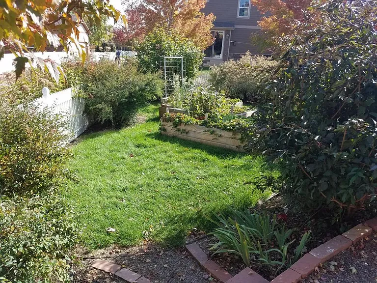 2370 Windmill Dr — Photo 32