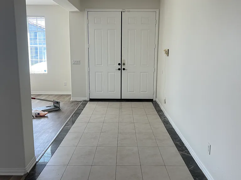 2264 Shanna Carle Dr — Photo 12