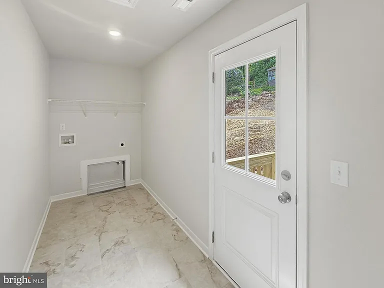 441 High Top Rd — Photo 32
