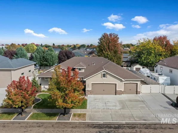 2604 E Granadillo Dr, Meridian, ID 83646
