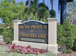 1819 Shore Dr S APT 103, South Pasadena, FL 33707