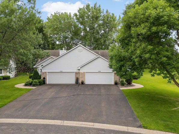 19460 Waterford Ct, Shorewood, MN 55331