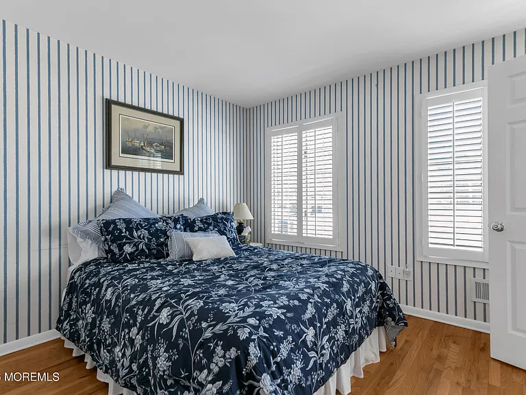 79 Riverdale Ave — Photo 4