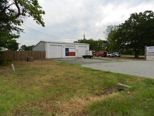 3rd image of 15789 Highway 64 E