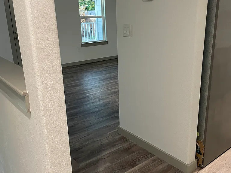 624 Center St #A — Photo 5