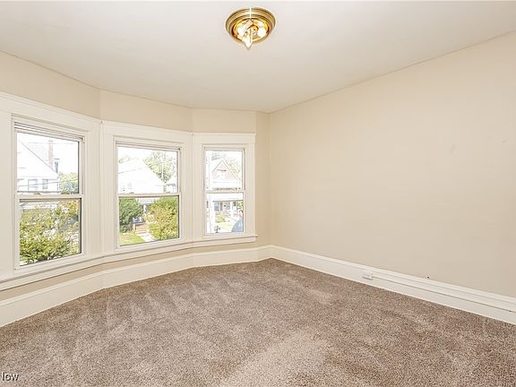 5th image of 2091 W 100th St