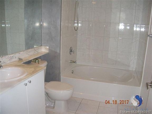5th image of 2775 NE 187th St APT 217