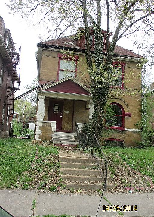 1st image of 5039 Raymond Ave
