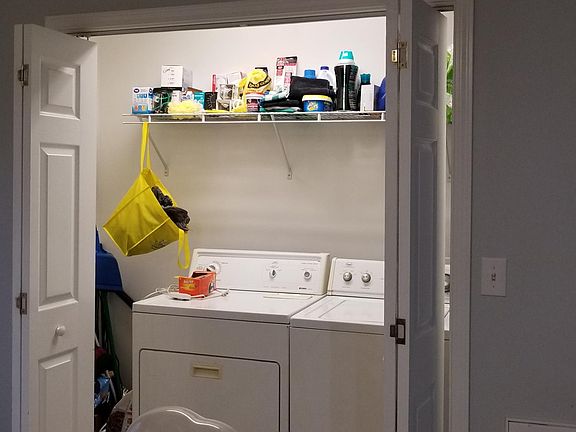 Laundry closet (in kitchen)