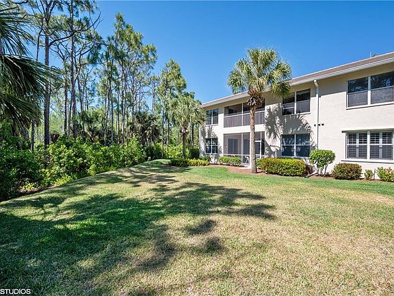 2nd image of 833 Carrick Bend Cir APT 203