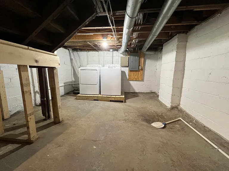 524 N Champion Ave — Photo 15