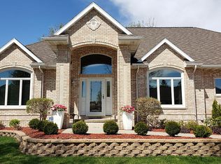 363 Wimbledon Hills Dr SW, Rochester, MN 55902