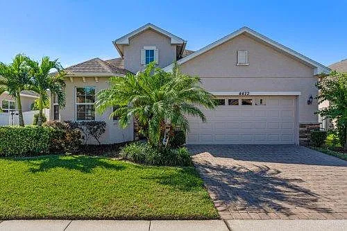 3 bed, 1941 sqft, $2,650 — Photo 1