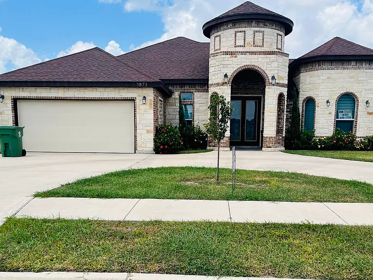 3873 Tolosa St — Photo 121
