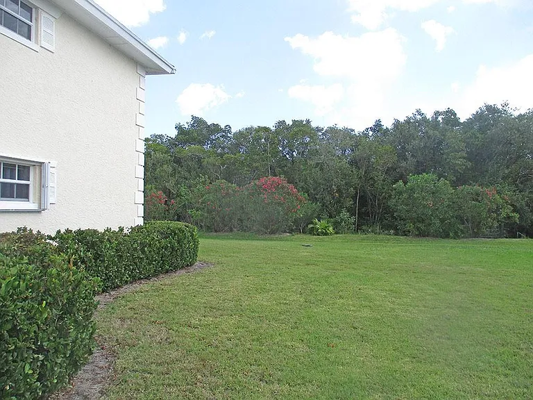 740 Lake Orchid Cir #109 — Photo 42