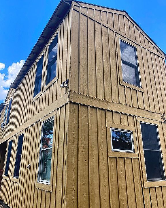 1st image of 418 Clay St