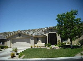 16 Moraine Dr, Henderson, NV 89052